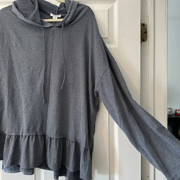 Chic Soul Peplum Hooded Sweater 2X - Picture 2 of 4